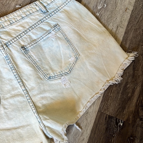 Vintage Look Distressed High Waist shorts Curvy Size 20 💯 Cotton New!! - Picture 5 of 8